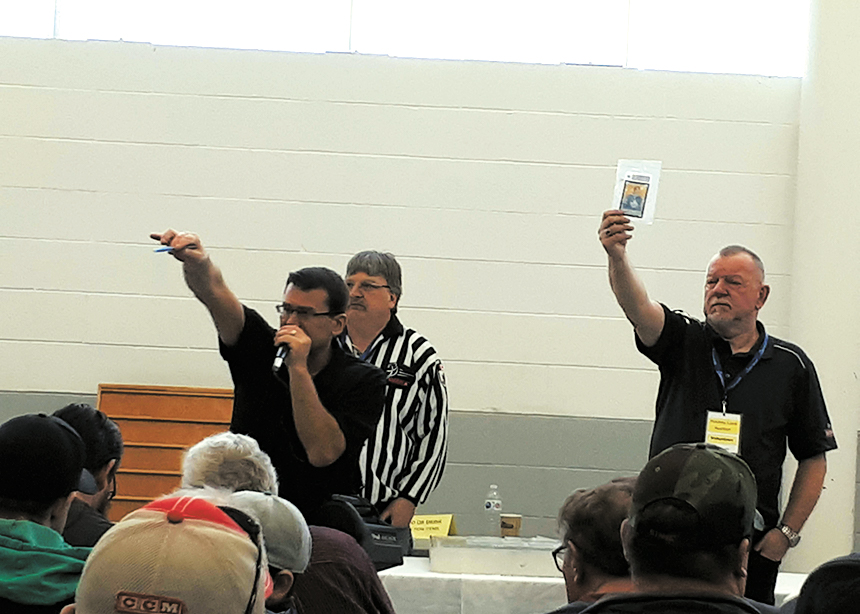 Vintage hockey card auction nets over $13,000 for MCC