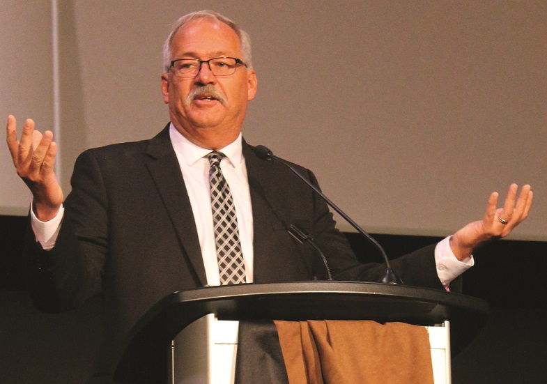 Willard Metzger to complete term with MC Canada