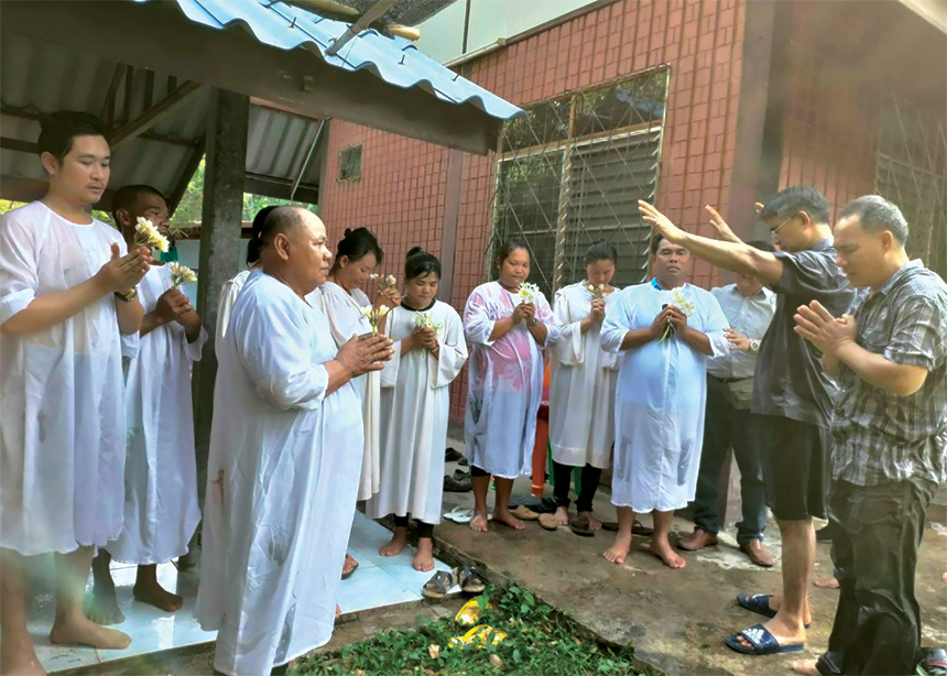 Church connects with Witness workers in Thailand