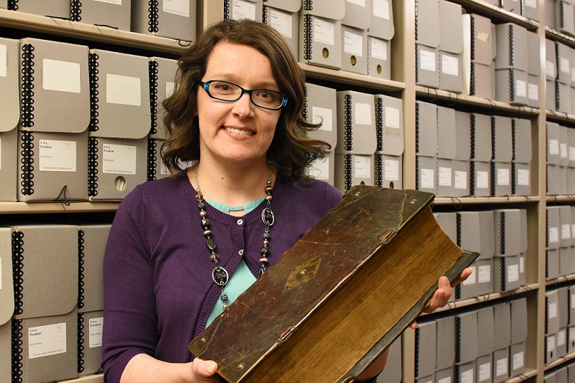 Bluffton archivist tells story of Ephrata ‘Martyrs Mirror’