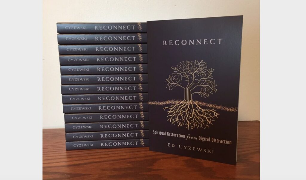 2020-11-09-news-reconnect_book_review