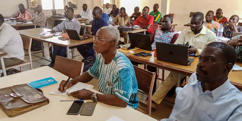 Students in Burkina Faso write African church history