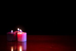 advent_peace_prayer_-_unsplash_photo_by_robert_thiemann